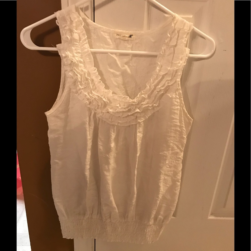 Super cute top size medium